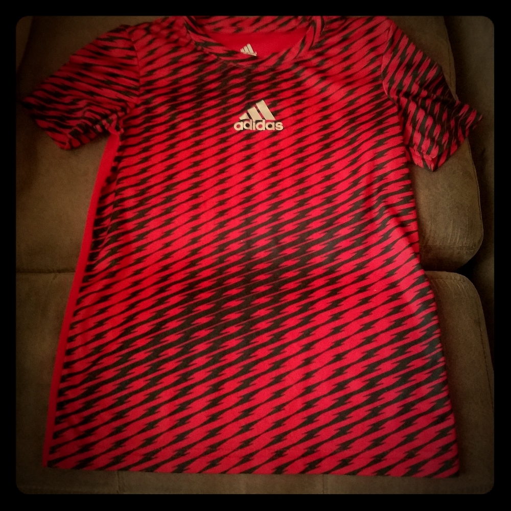 Adidas boys size 8 dri-fit t-shirt
